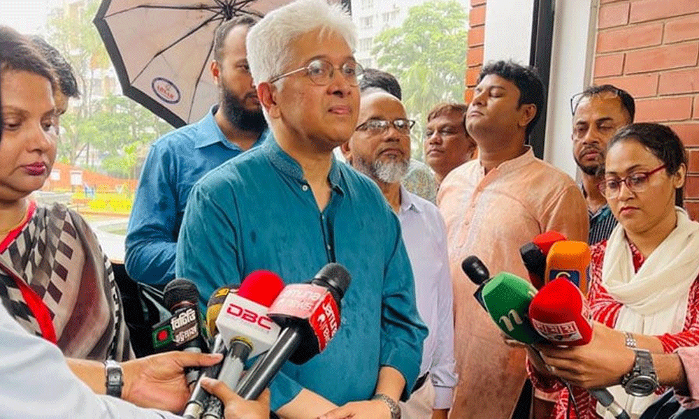 জুলাই শহীদদের আজীবন মনে রাখতে হবে : উপদেষ্টা আদিলুর